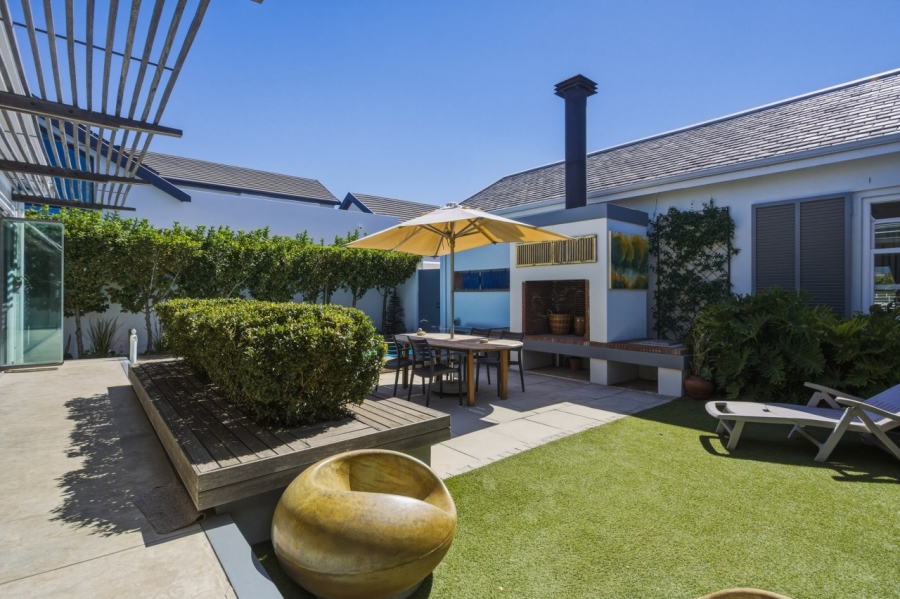 3 Bedroom Property for Sale in Val De Vie Estate Western Cape